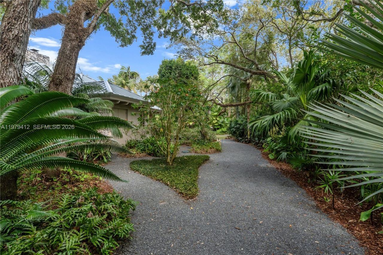 10225 Coral Creek Rd, Coral Gables, FL 33156 Photo