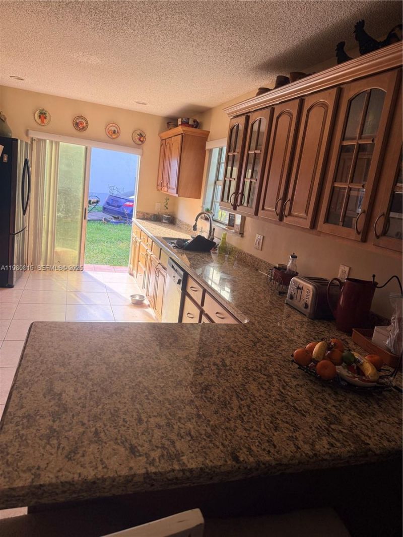 9721 SW 213th Ter, Cutler Bay, FL 33189 Photo