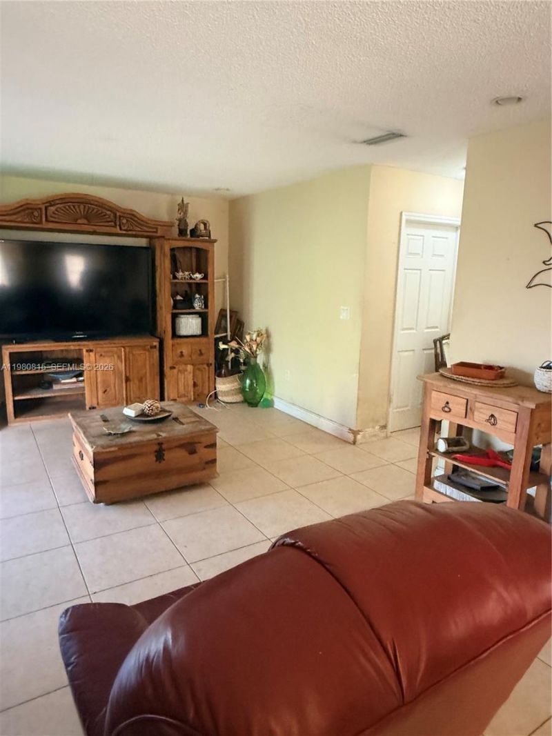 9721 SW 213th Ter, Cutler Bay, FL 33189 Photo