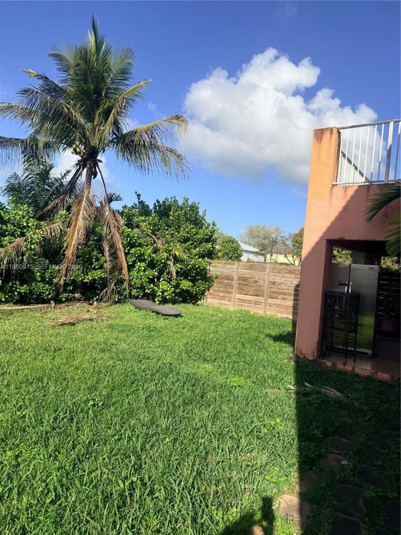 9721 SW 213th Ter, Cutler Bay, FL 33189 Photo