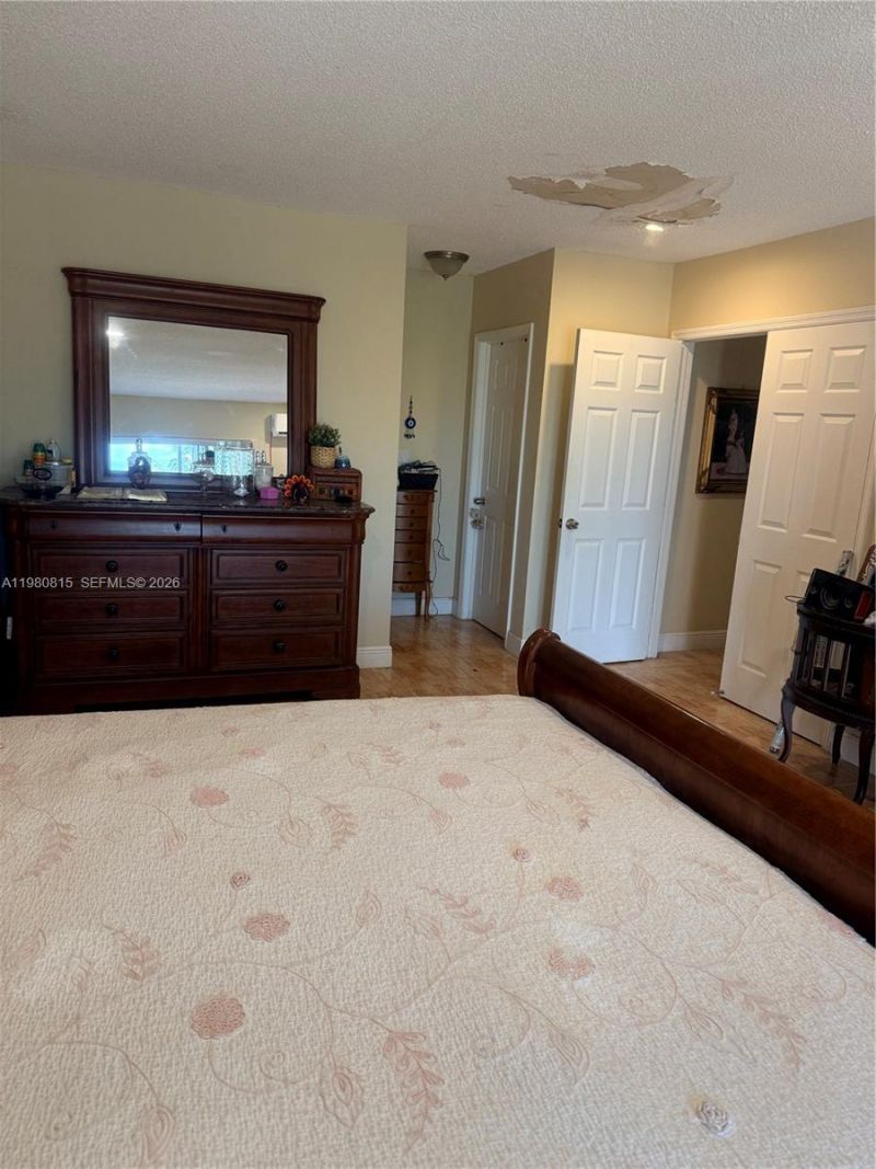 9721 SW 213th Ter, Cutler Bay, FL 33189 Photo