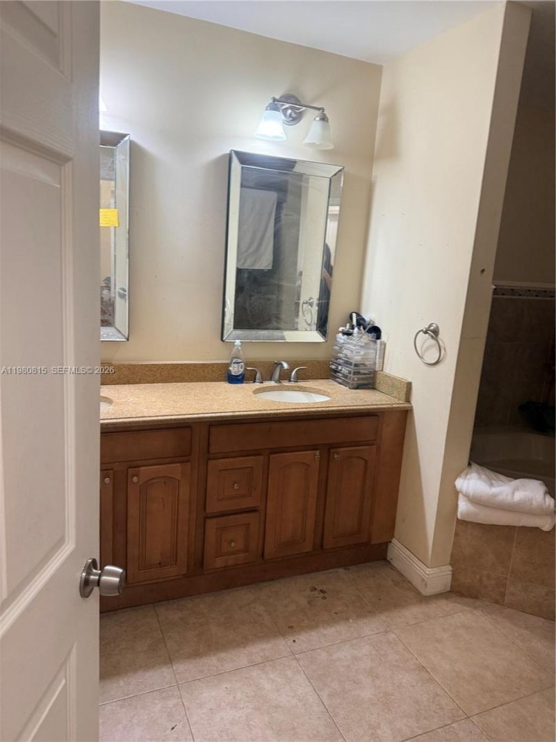 9721 SW 213th Ter, Cutler Bay, FL 33189 Photo