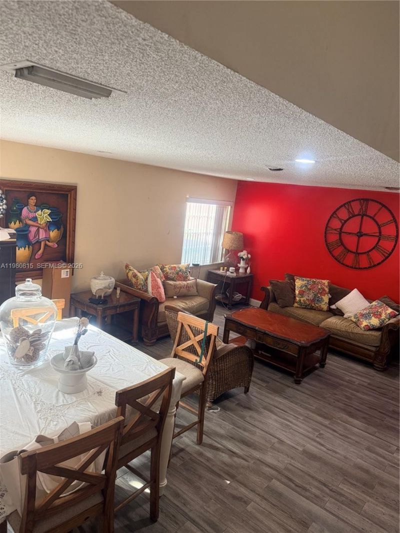 9721 SW 213th Ter, Cutler Bay, FL 33189 Photo