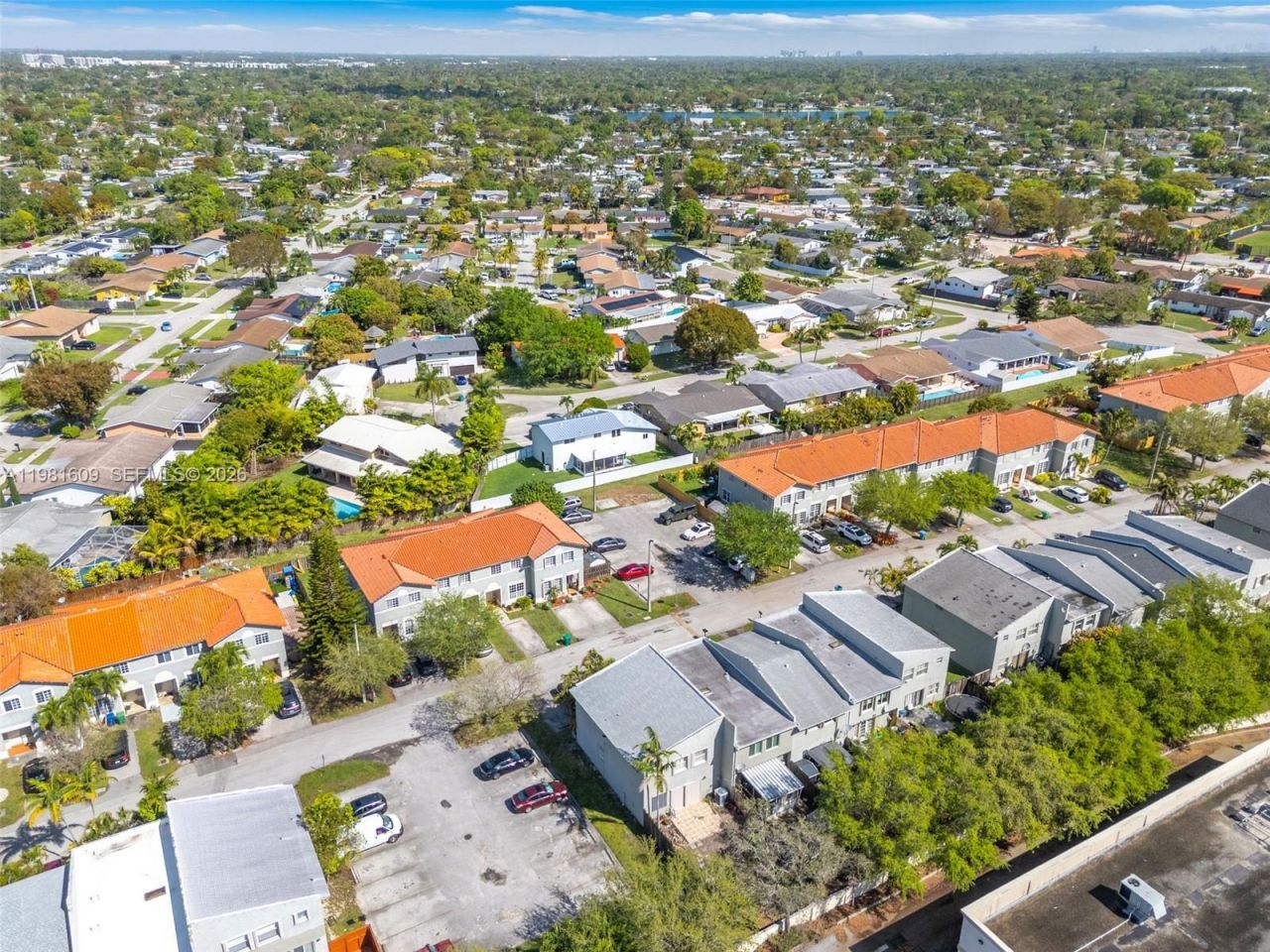 9110 SW 203rd Ter, Cutler Bay, FL 33189 Photo