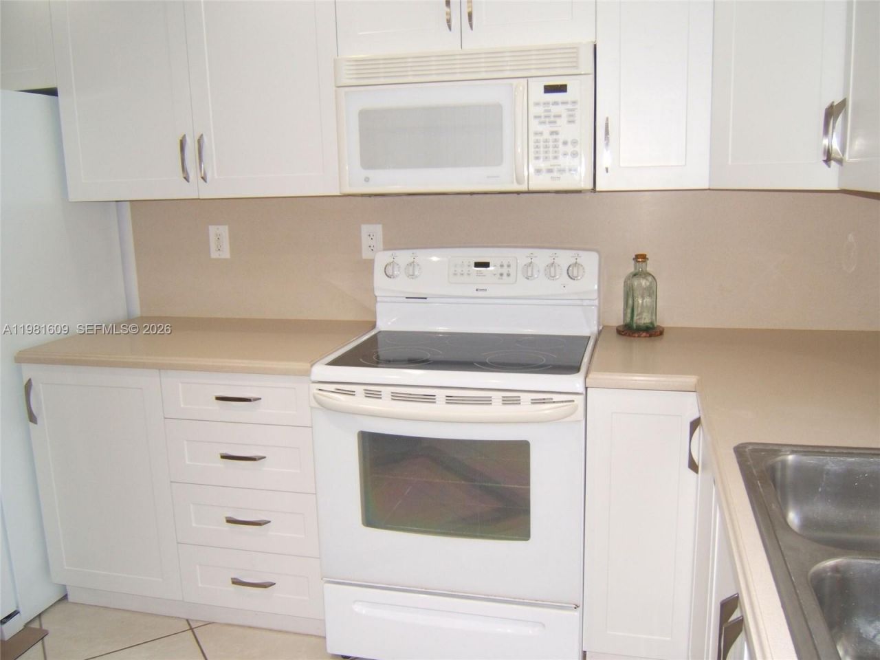 9110 SW 203rd Ter , Cutler Bay, FL 33189 Photo