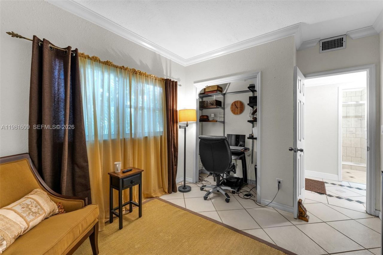 9110 SW 203rd Ter, Cutler Bay, FL 33189 Photo