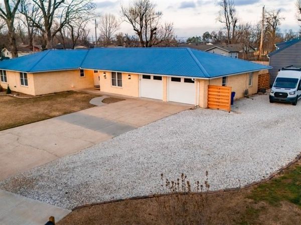 1839 S 11th Place , Rogers, AR 72756