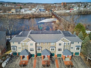 107 Riverwalk Way, Manchester, NH 03101