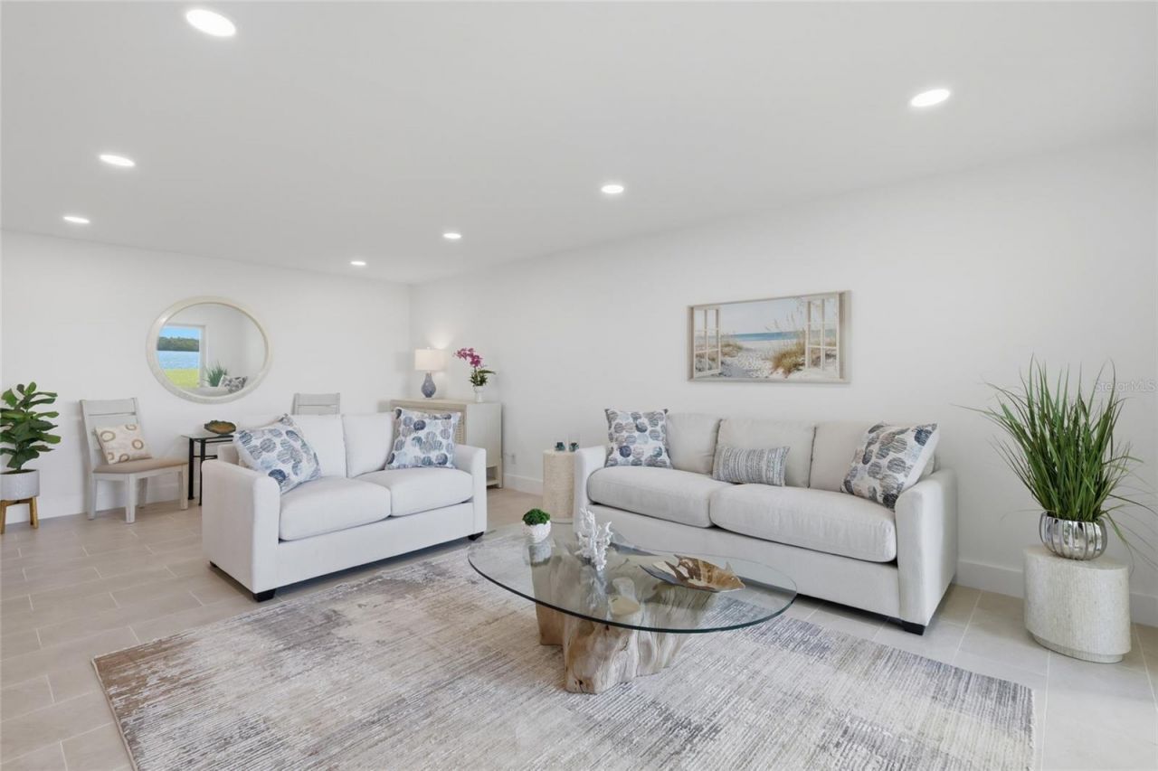 4234 Gulf Of Mexico Drive, Unit J1, Longboat Key, FL 34228 Photo