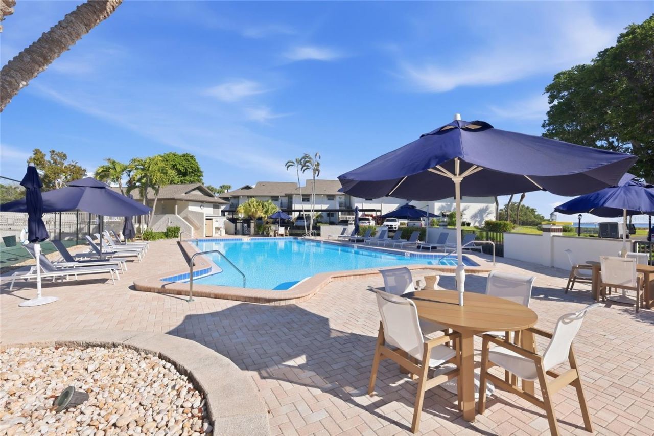 4234 Gulf Of Mexico Drive, Unit J1, Longboat Key, FL 34228 Photo