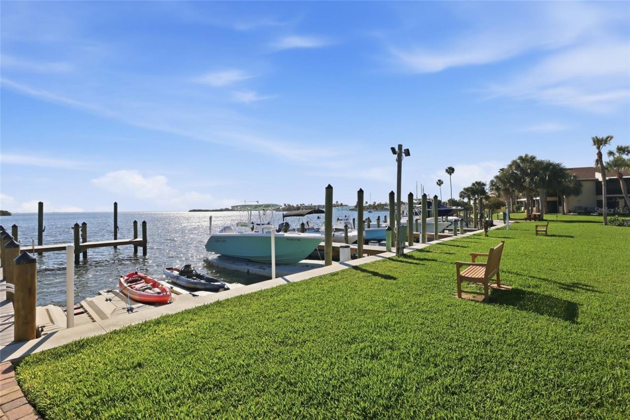 4234 Gulf Of Mexico Drive, Unit J1, Longboat Key, FL 34228 Photo
