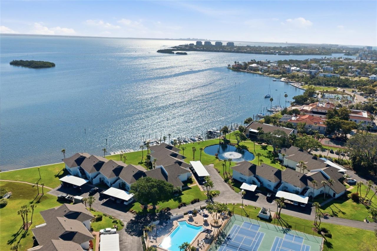 4234 Gulf Of Mexico Drive, Unit J1, Longboat Key, FL 34228 Photo