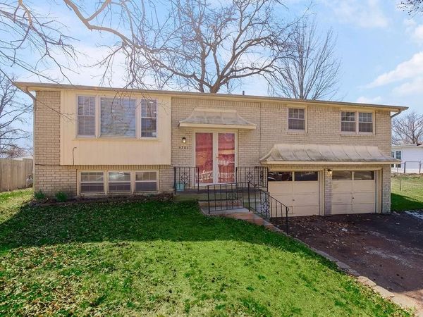 4301 NW 51st Street, Kansas City, MO 64151