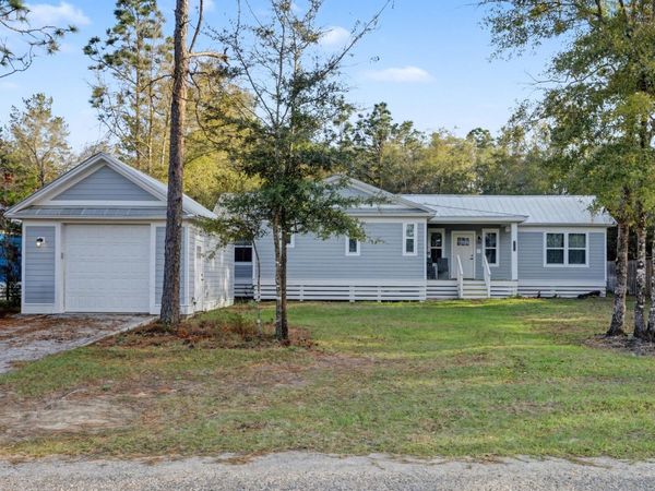 255 W Renoir Road, DeFuniak Springs, FL 32433