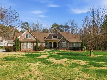1106 Dovefield Lane, Youngsville, NC 27596