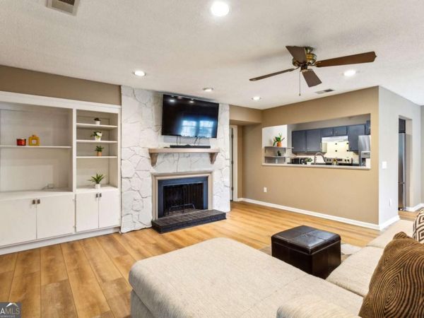 843 Sentinel Ridge SW, Marietta, GA 30064