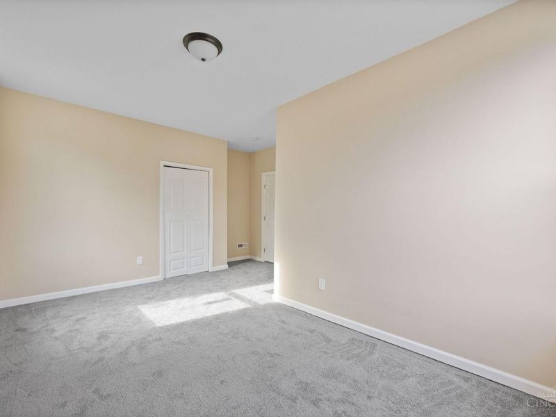 3565 Harvey Avenue, Cincinnati, OH 45229 Photo 24