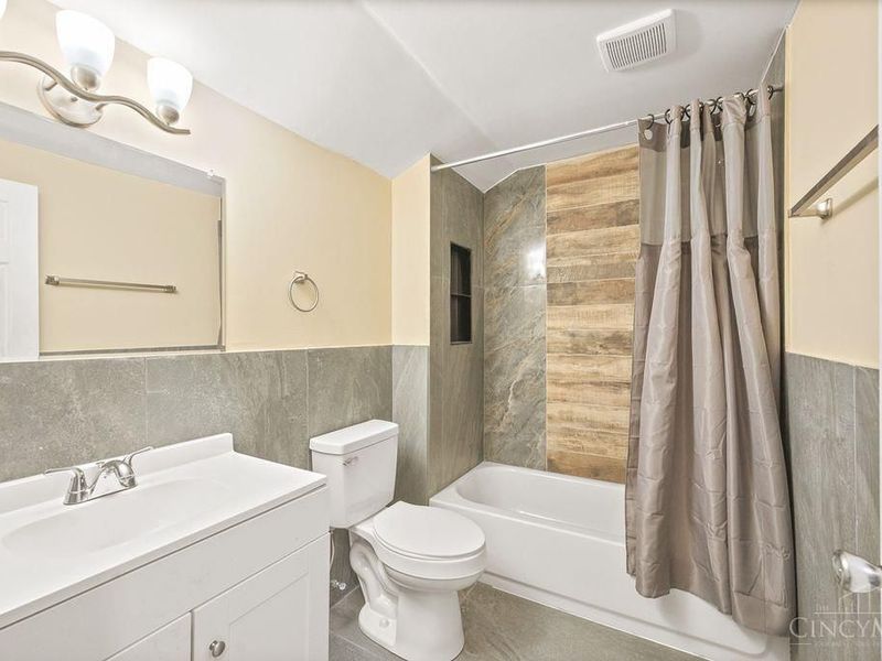 3565 Harvey Avenue, Cincinnati, OH 45229 Photo 26