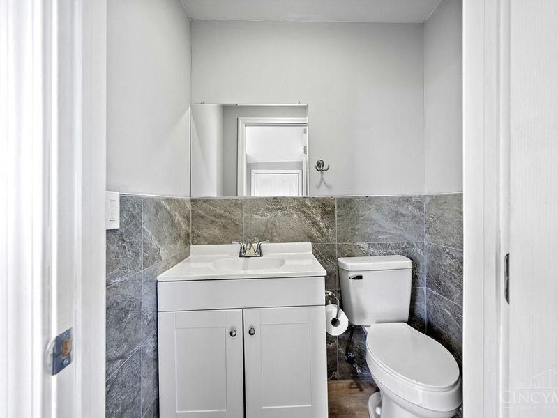 3565 Harvey Avenue, Cincinnati, OH 45229 Photo 27