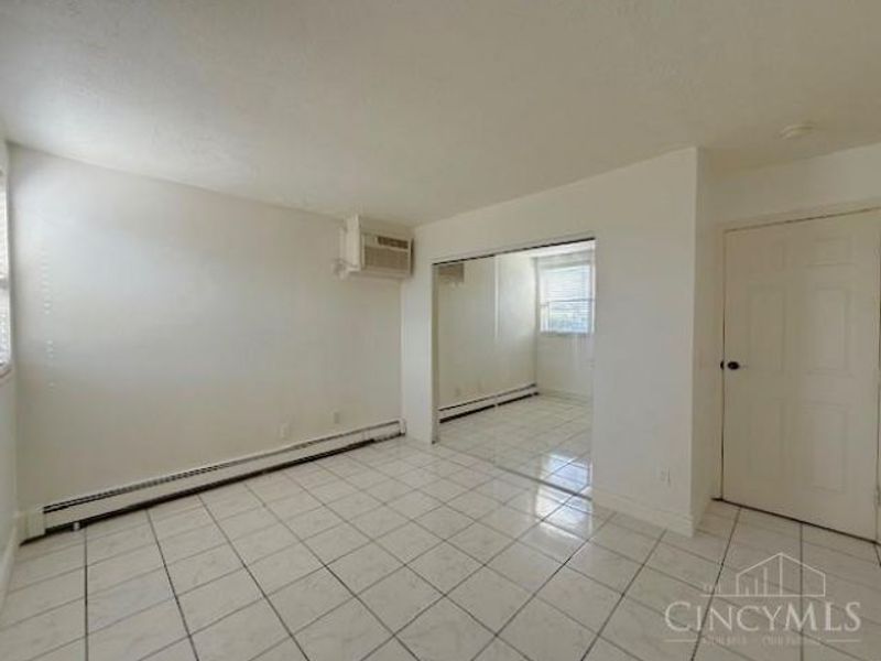 4808 Chalet Drive, Unit 4, Saint Bernard, OH 45217 Photo 7