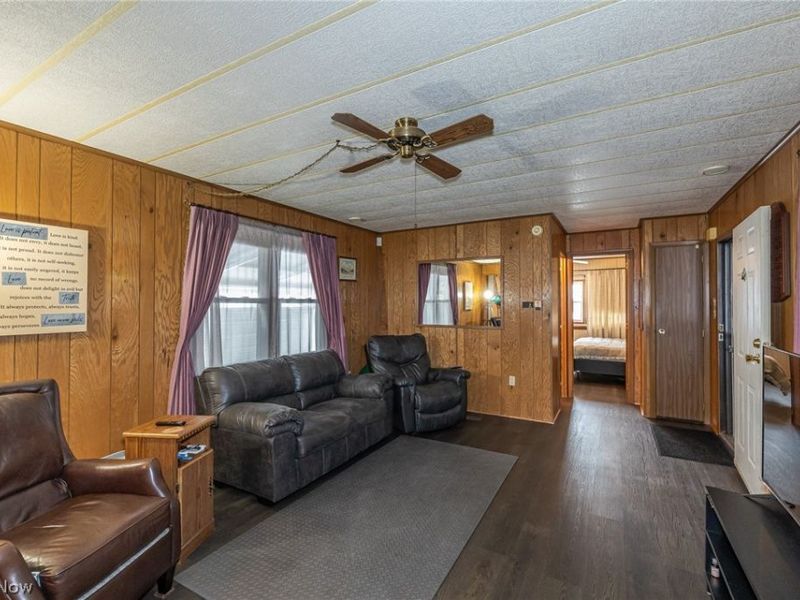 19 Sycamore Drive, Olmsted Township, OH 44138 Photo 14