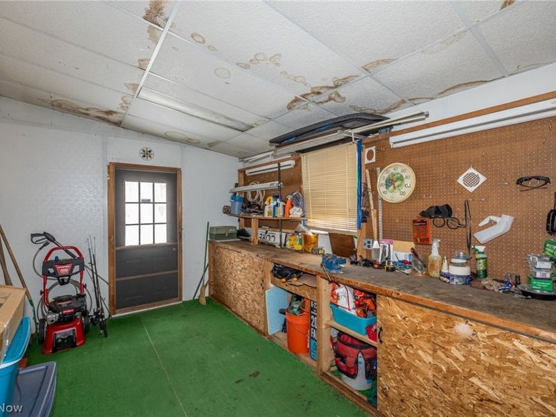 19 Sycamore Drive, Olmsted Township, OH 44138 Photo 4