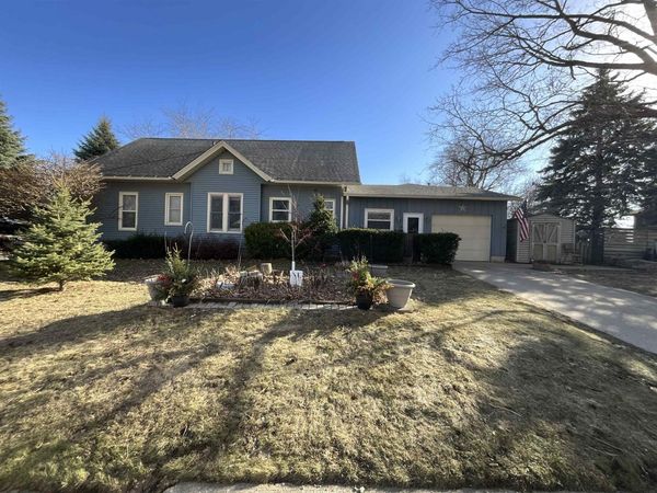 319 N Pine Street, West Union, IA 52175