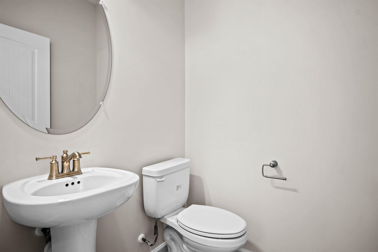 540 Banna Arch Loop  Photo 22