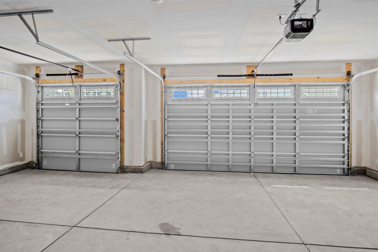 540 Banna Arch Loop  Photo 25