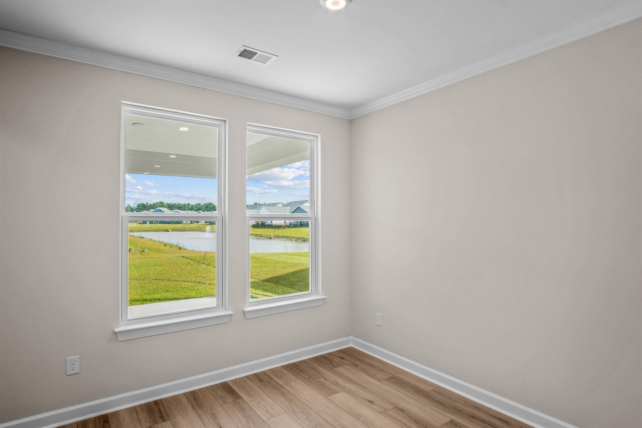 540 Banna Arch Loop  Photo 9