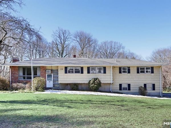 219 Haven Road, FRANKLIN LAKES, NJ 07417