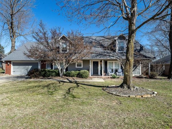 2292 Blue Mesa Drive, Fayetteville, AR 72703