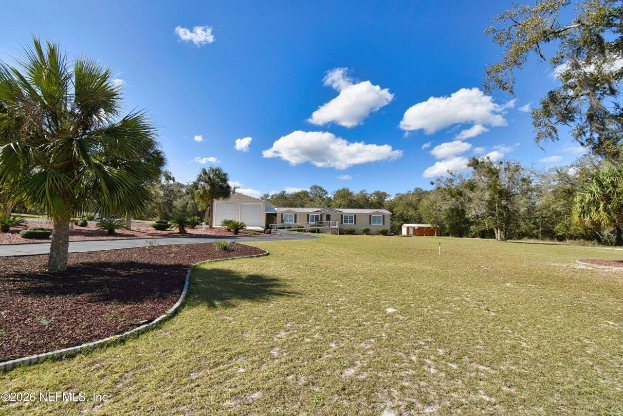 105 Lake Como Drive, Pomona Park, FL 32181 Photo