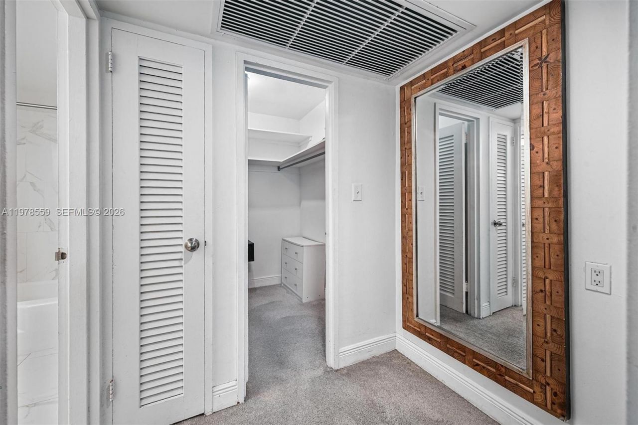5101 Collins Ave, Unit 11T, Miami Beach, FL 33140 Photo