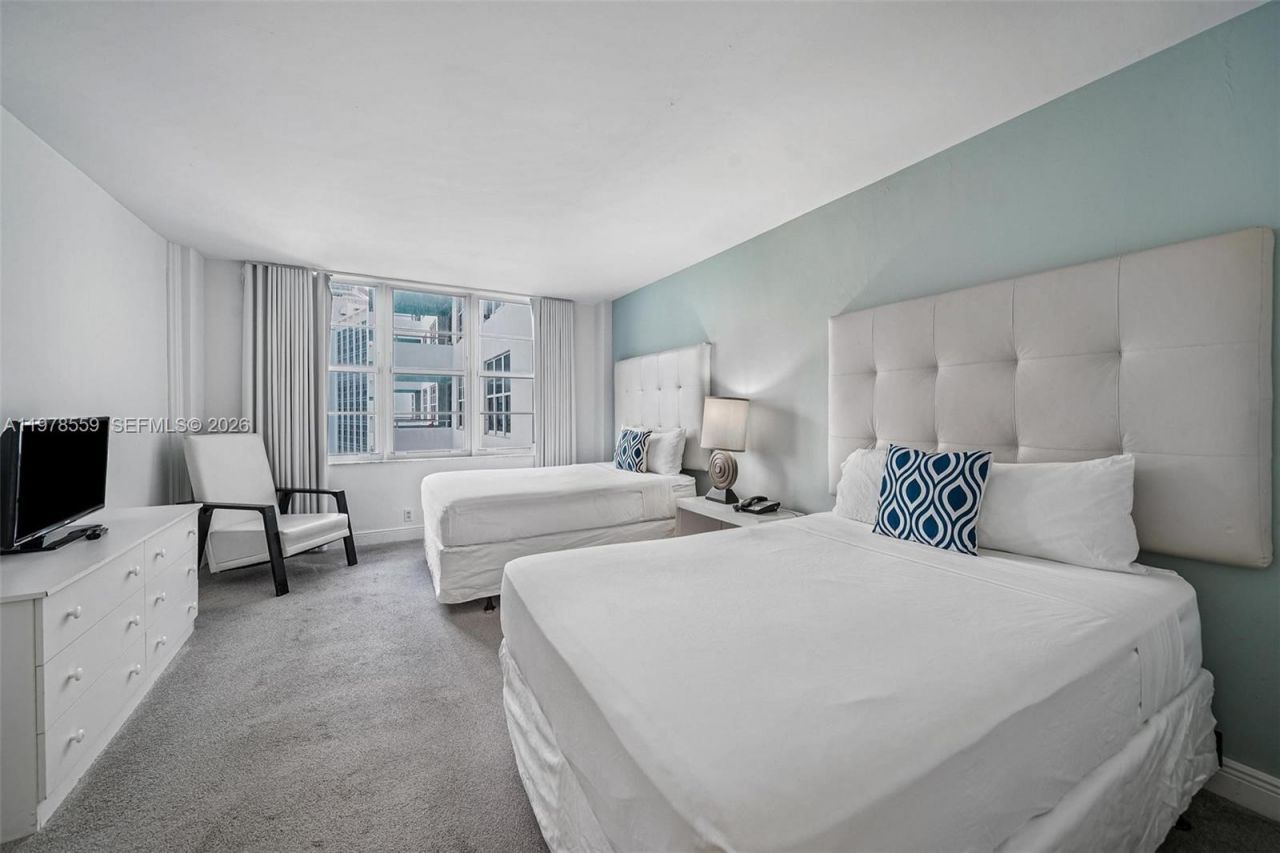 5101 Collins Ave, Unit 11T, Miami Beach, FL 33140 Photo