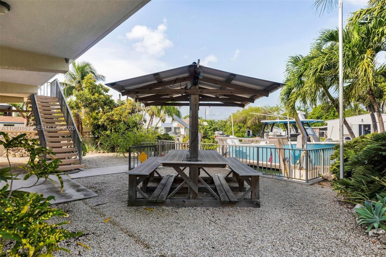 2663 Yellowtail Dr, Marathon, FL 33050 Photo