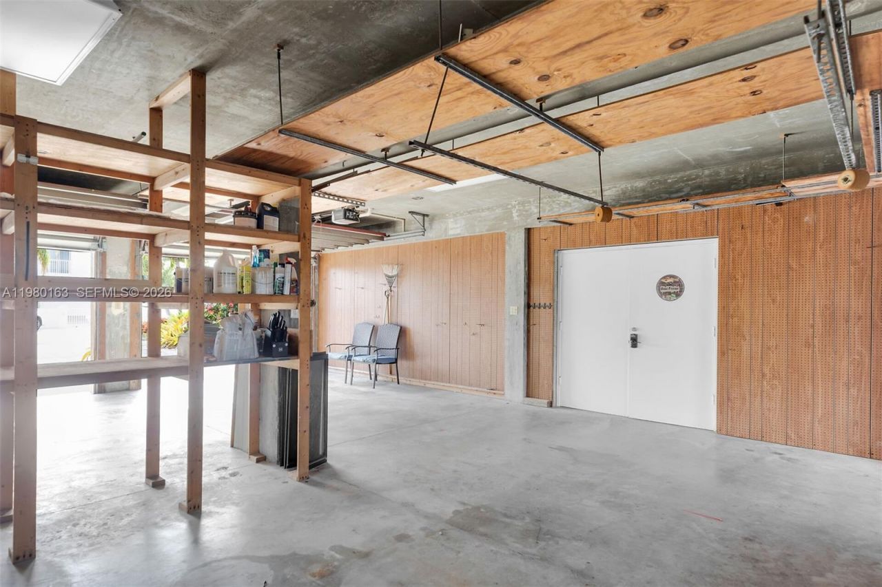 2663 Yellowtail Dr, Marathon, FL 33050 Photo