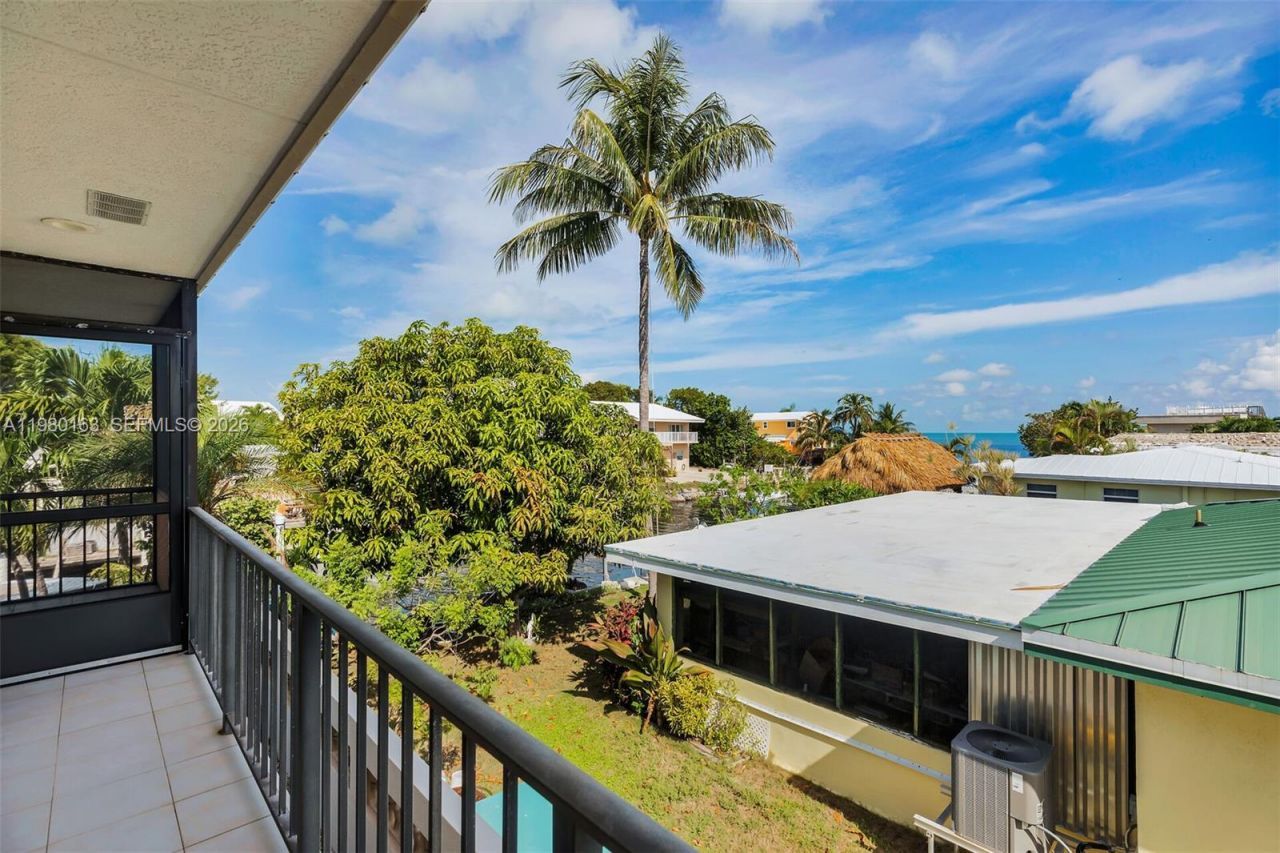 2663 Yellowtail Dr, Marathon, FL 33050 Photo