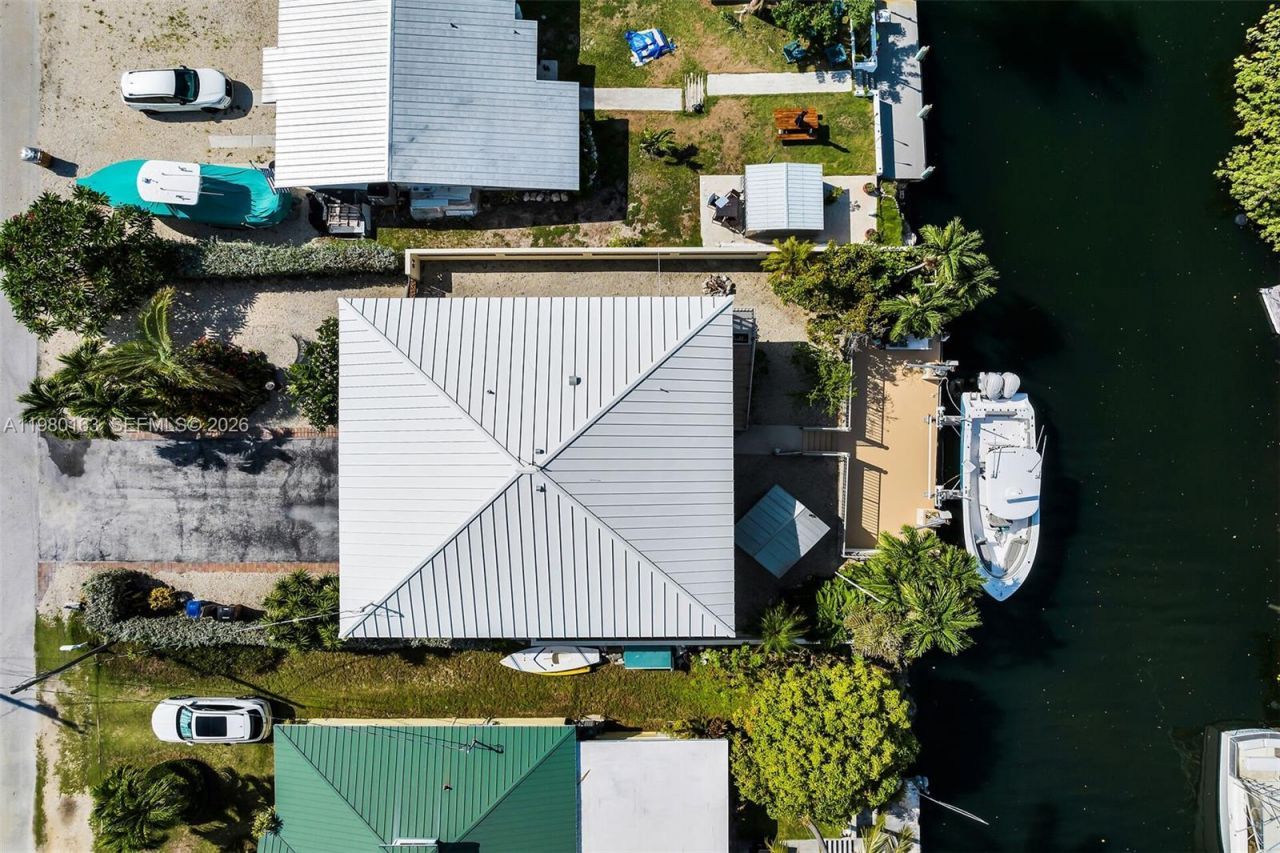 2663 Yellowtail Dr, Marathon, FL 33050 Photo