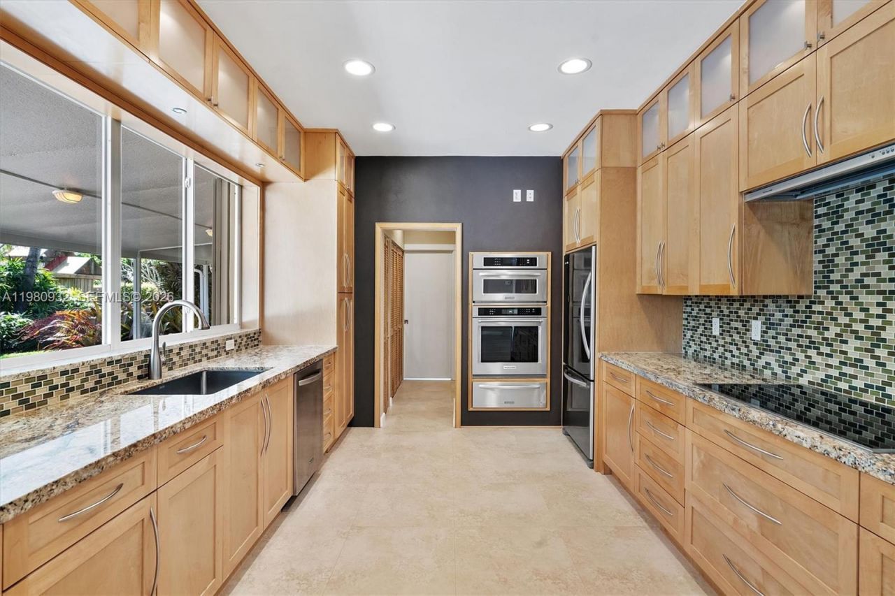 8300 SW 119th St, Miami, FL 33156 Photo