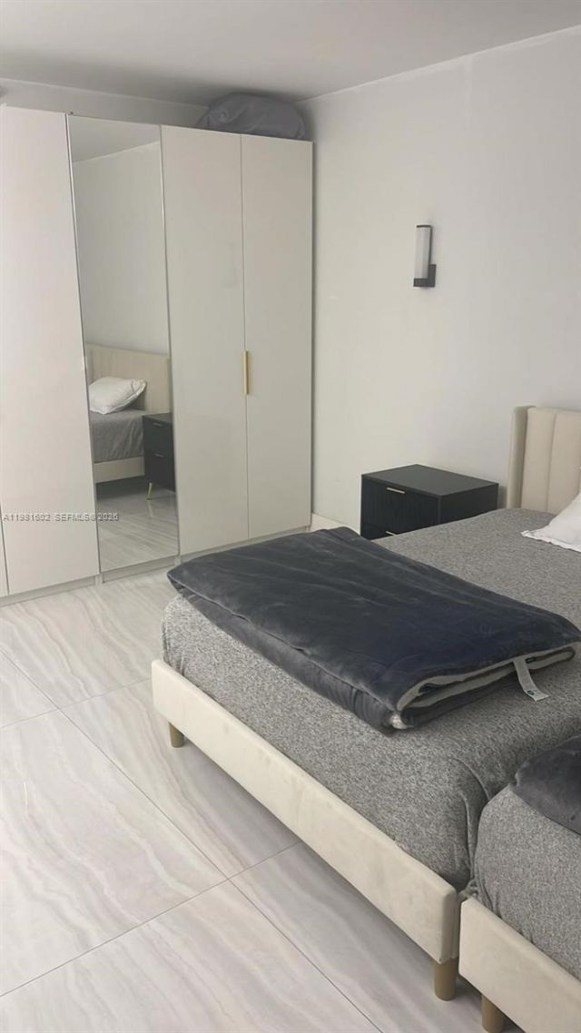 19355 Turnberry Way , Unit 5L, Aventura, FL 33180 Photo