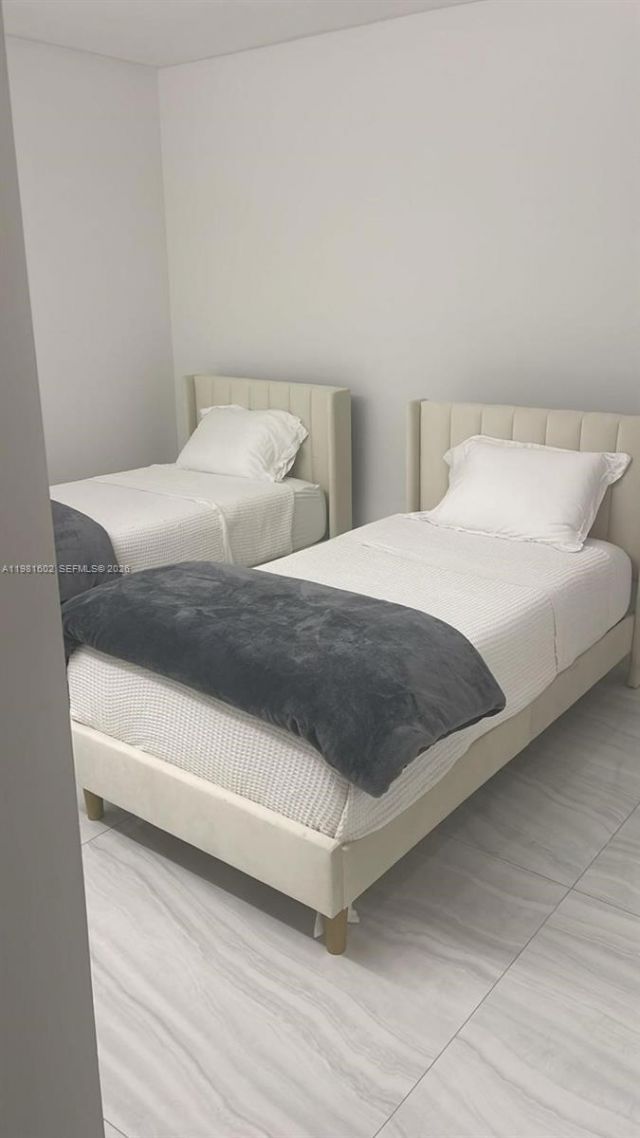 19355 Turnberry Way , Unit 5L, Aventura, FL 33180 Photo