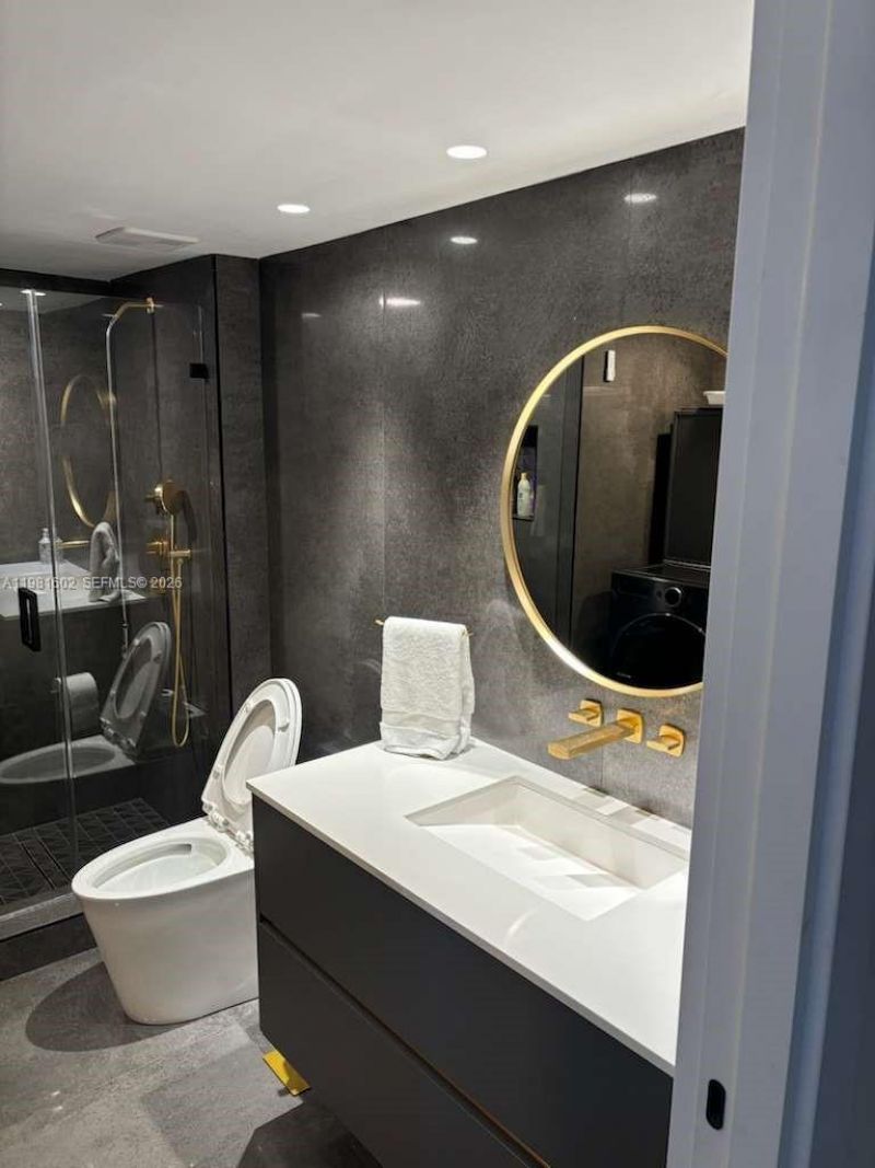 19355 Turnberry Way , Unit 5L, Aventura, FL 33180 Photo