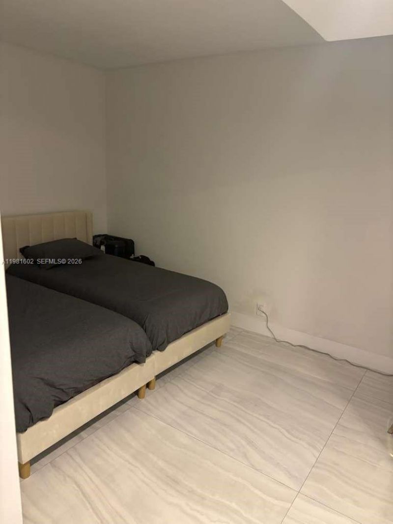 19355 Turnberry Way , Unit 5L, Aventura, FL 33180 Photo