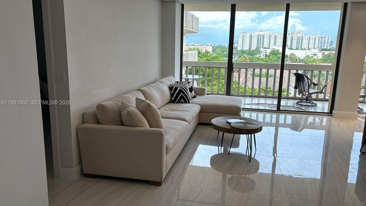 19355 Turnberry Way , Unit 5L, Aventura, FL 33180 Photo