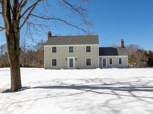 11 Berkley Cir, Hingham, MA 02043