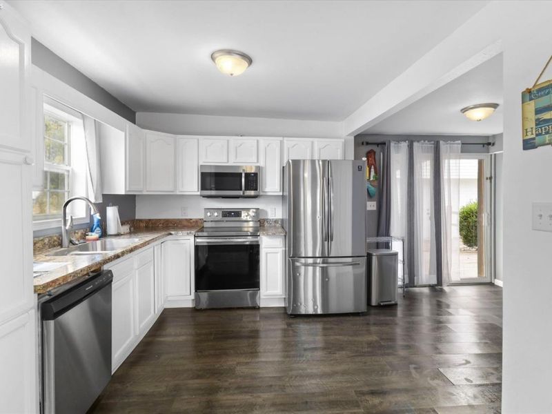 1944 Ashcroft, Oregon, OH 43616 Photo 13