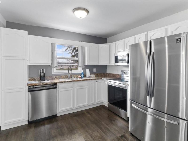 1944 Ashcroft, Oregon, OH 43616 Photo 14