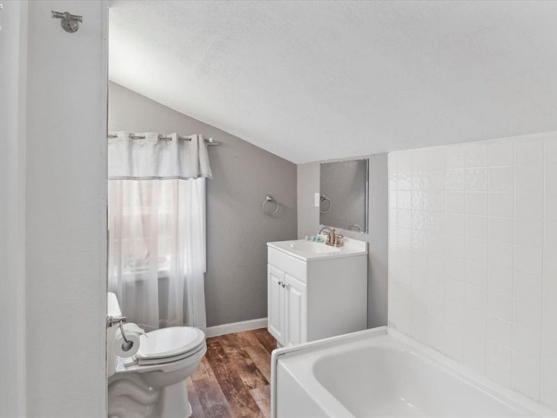 1944 Ashcroft, Oregon, OH 43616 Photo 24