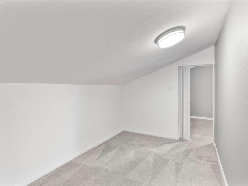 1944 Ashcroft, Oregon, OH 43616 Photo 27